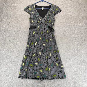 Sangria Women's Black and White Abstract V-Neck Pullover Dress